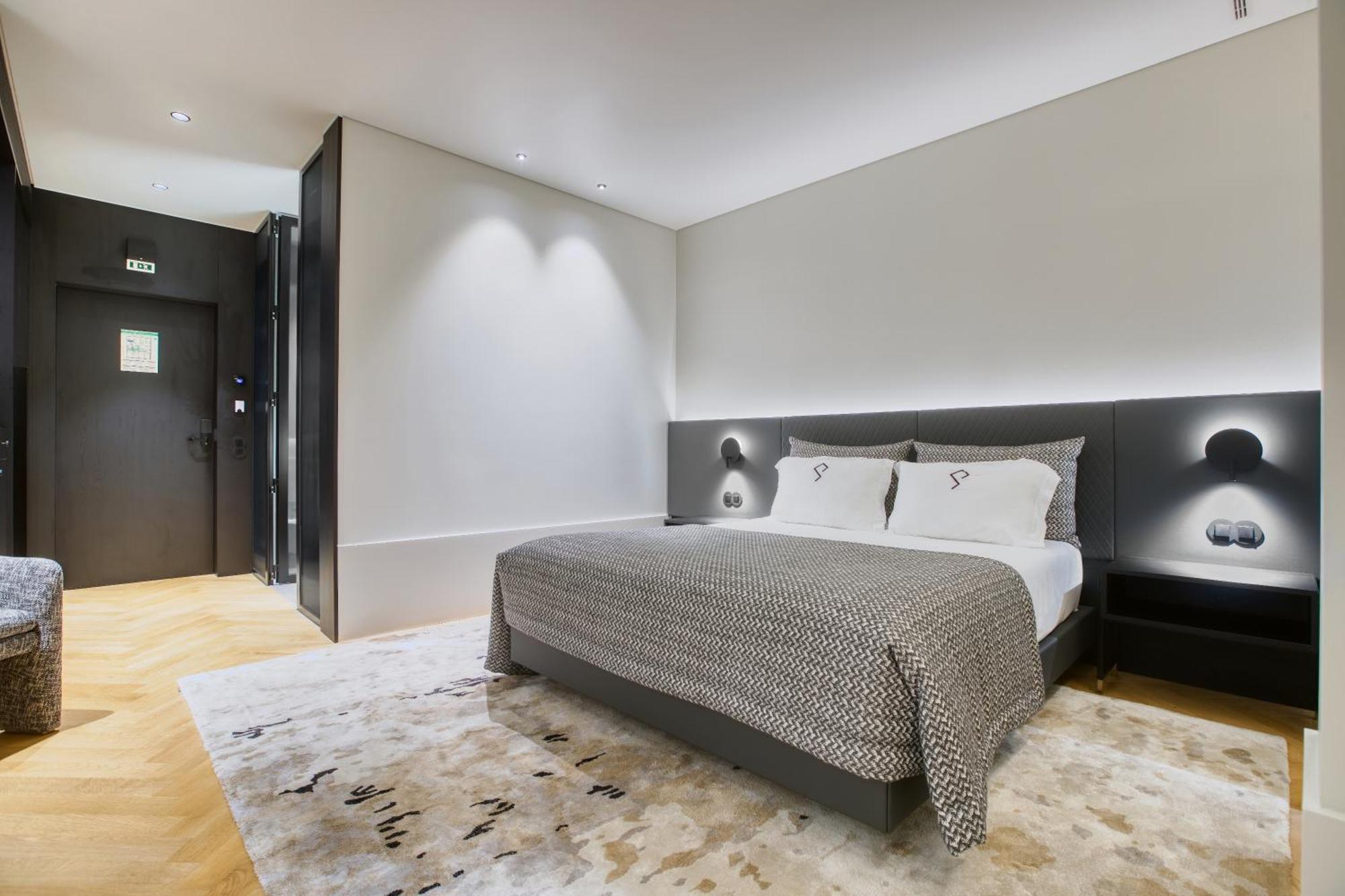 Palatial Suites Брага Екстериор снимка