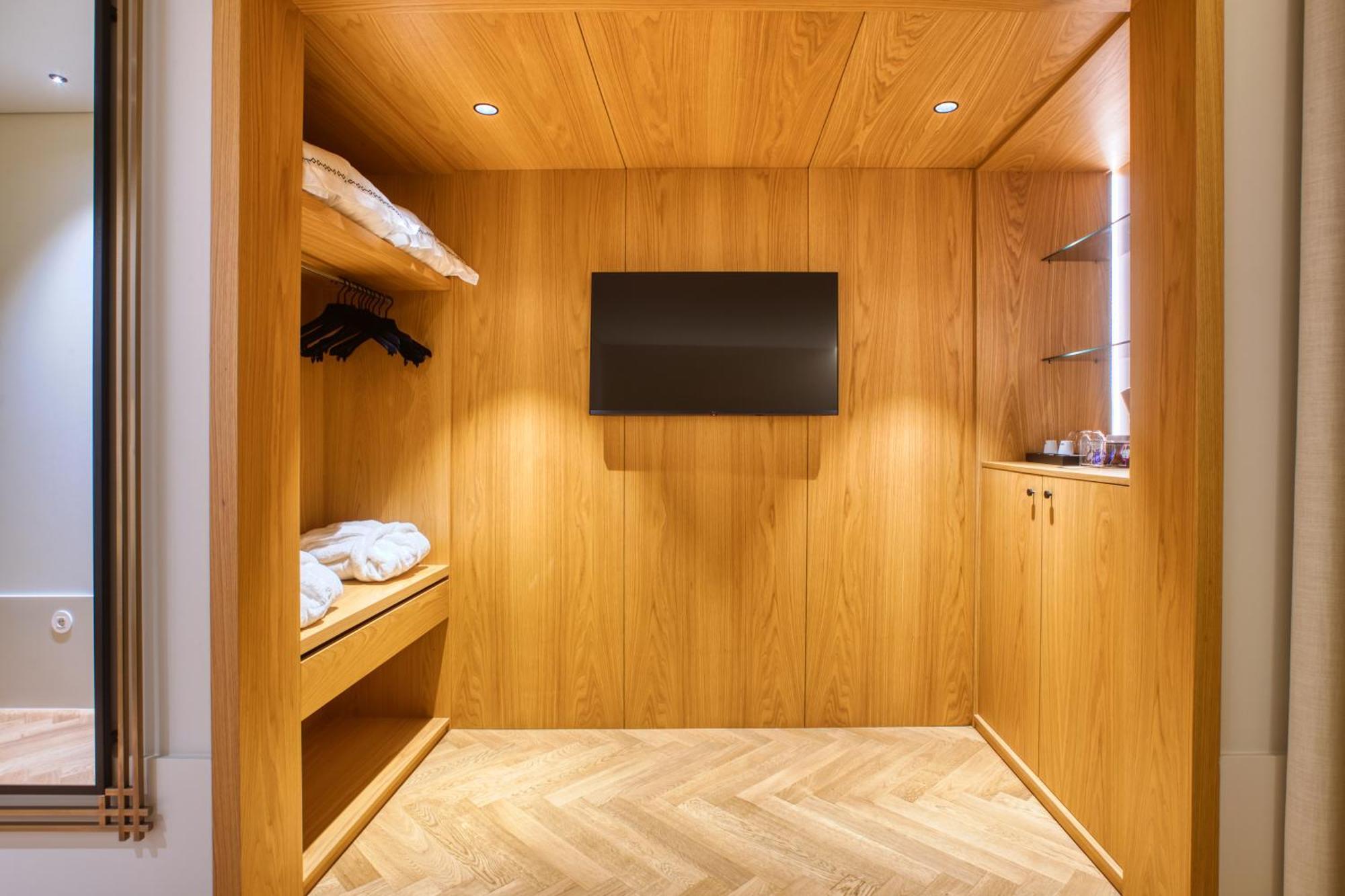Palatial Suites Брага Стая снимка