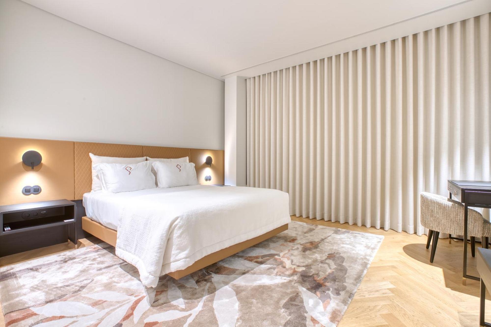 Palatial Suites Брага Екстериор снимка